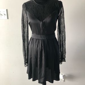 Express Women's Size S Black Floral Lace Long Sleeve Mini Dress